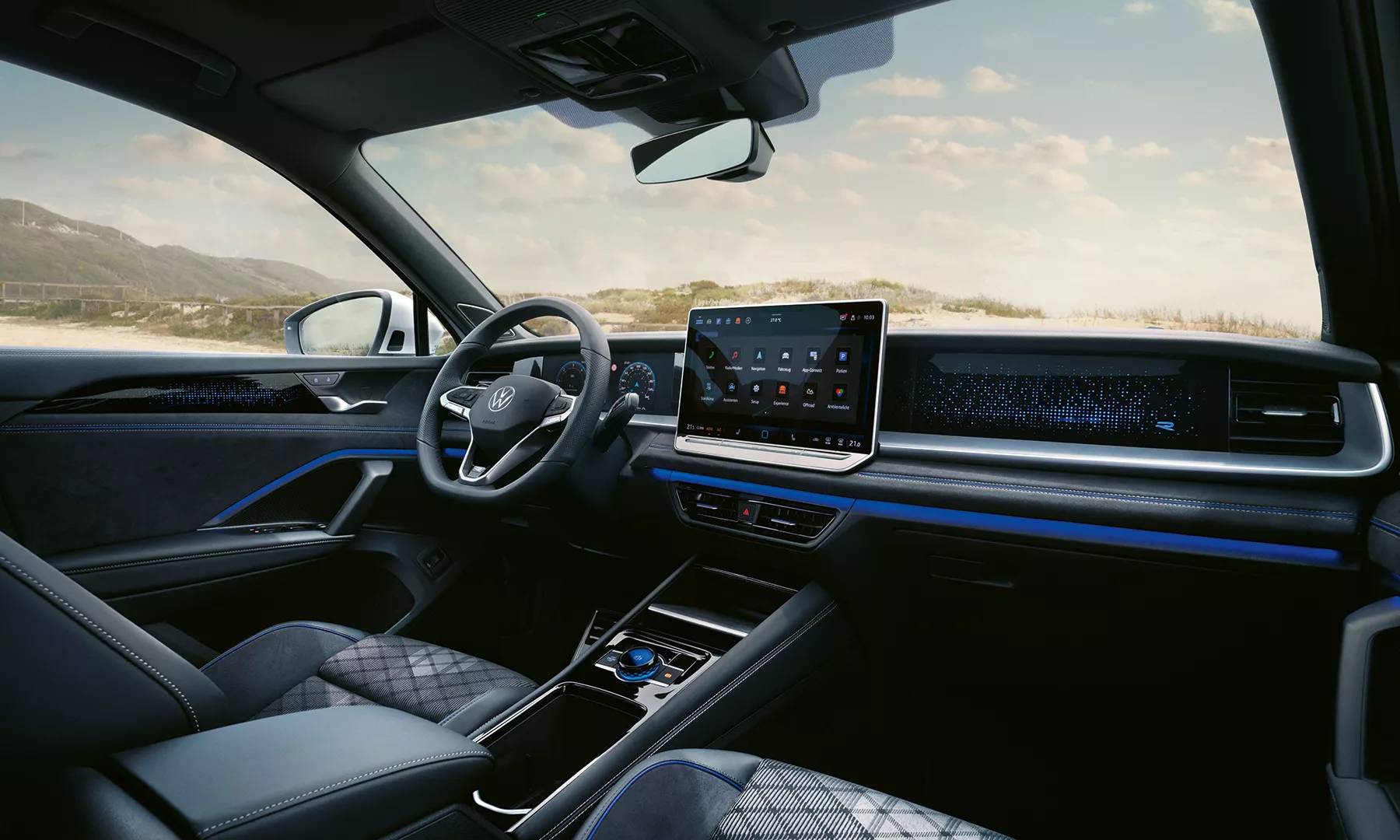 Tayron interior front view